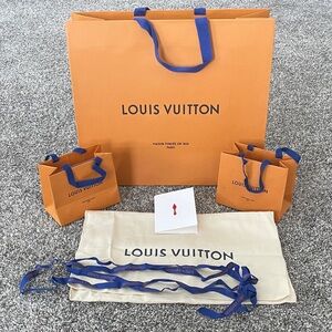 Louis Vuitton 6pc set dust cover bags, ribbon, and card